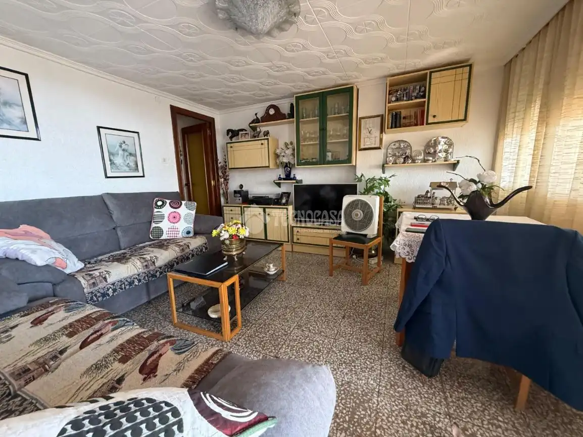 Sala de estar de Ático en venta en Alicante / Alacant con Terraza y Balcón