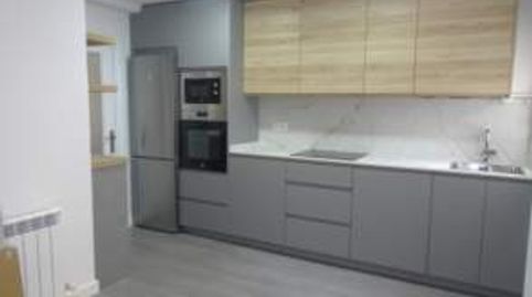 Foto 3 de Piso de alquiler en Llano, Gijón