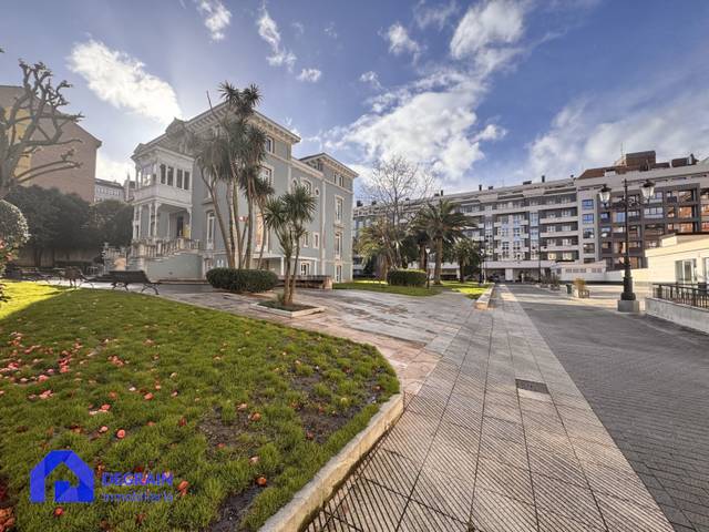 Piso en Venta en Oviedo - CALLE LA LILA en Salesas - Foncalada - Campoamor