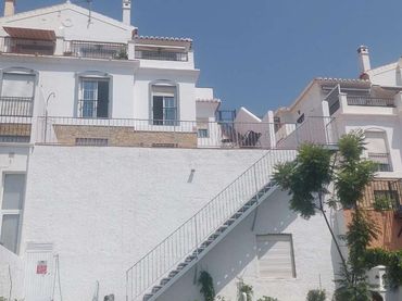 Chalet con piscina en venta en Frigiliana