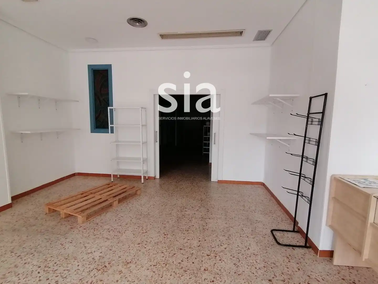 Commercial properties for rent in Vitoria - Gasteiz
