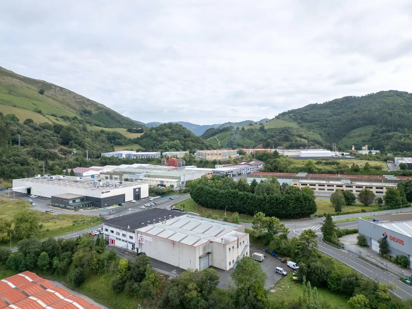 Exterior view of Commercial properties for sale in Deba  with Air Conditioner