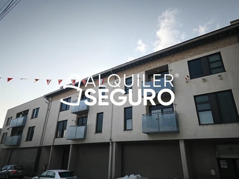Vista exterior de Piso de alquiler en Cadrete con Aire acondicionado, Calefacción y Terraza