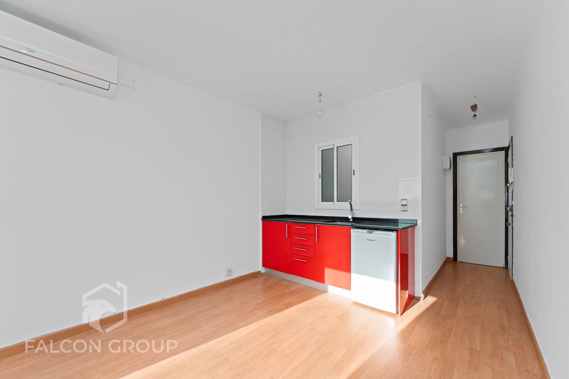 Cuina de Àtic en venda en Vilanova i la Geltrú amb Aire condicionat i Terrassa