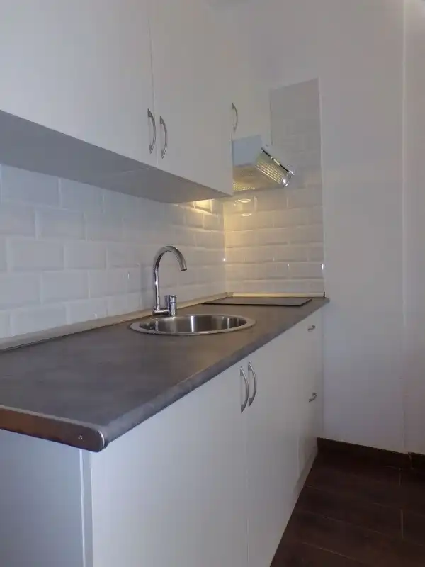 Wohnung zur Miete in Calle Alemania, 8, San Antonio - Las Arenas