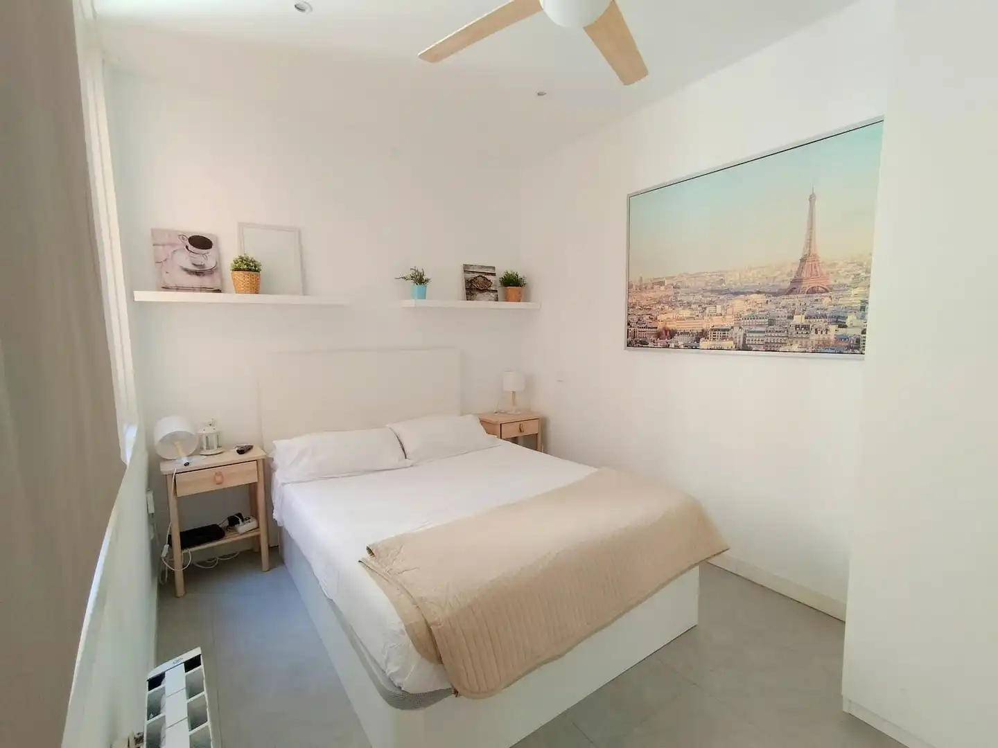 Dormitori de Loft de lloguer en Madrid amb Calefacció i Moblat