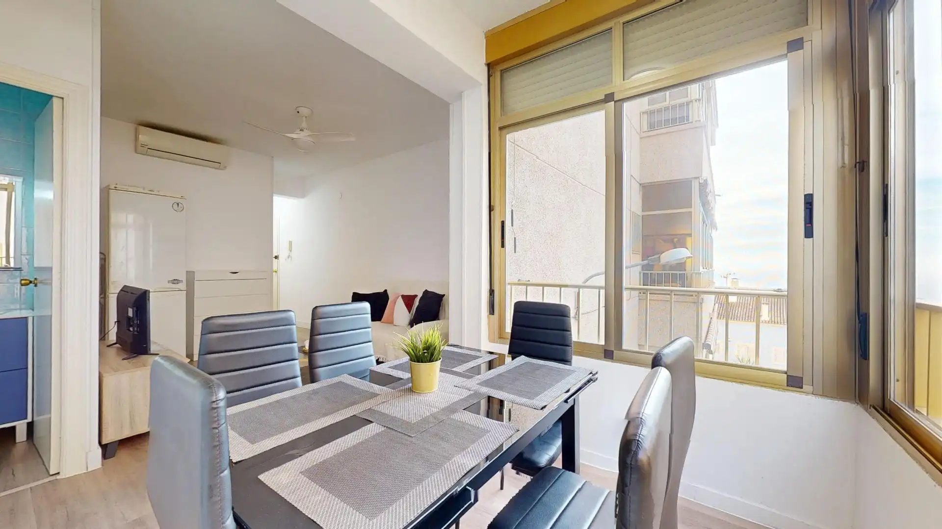 Comedor de Apartamento en venta en Santa Pola con Aire acondicionado