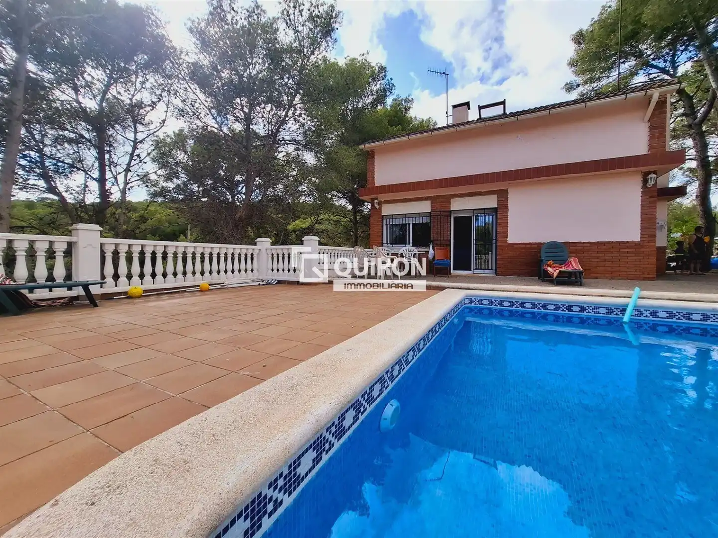 Detached house with pool for sale in Valldemar - Montmar
