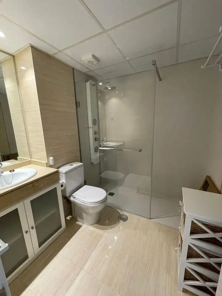 Flat with pool to rent in Calle de Arcaute, imagen 14