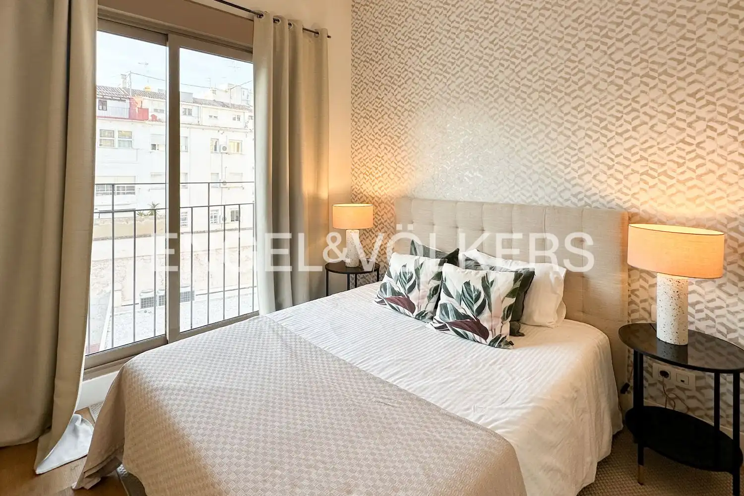 Habitación de Piso de alquiler en Valencia con Aire acondicionado, Calefacción y Jardín privado