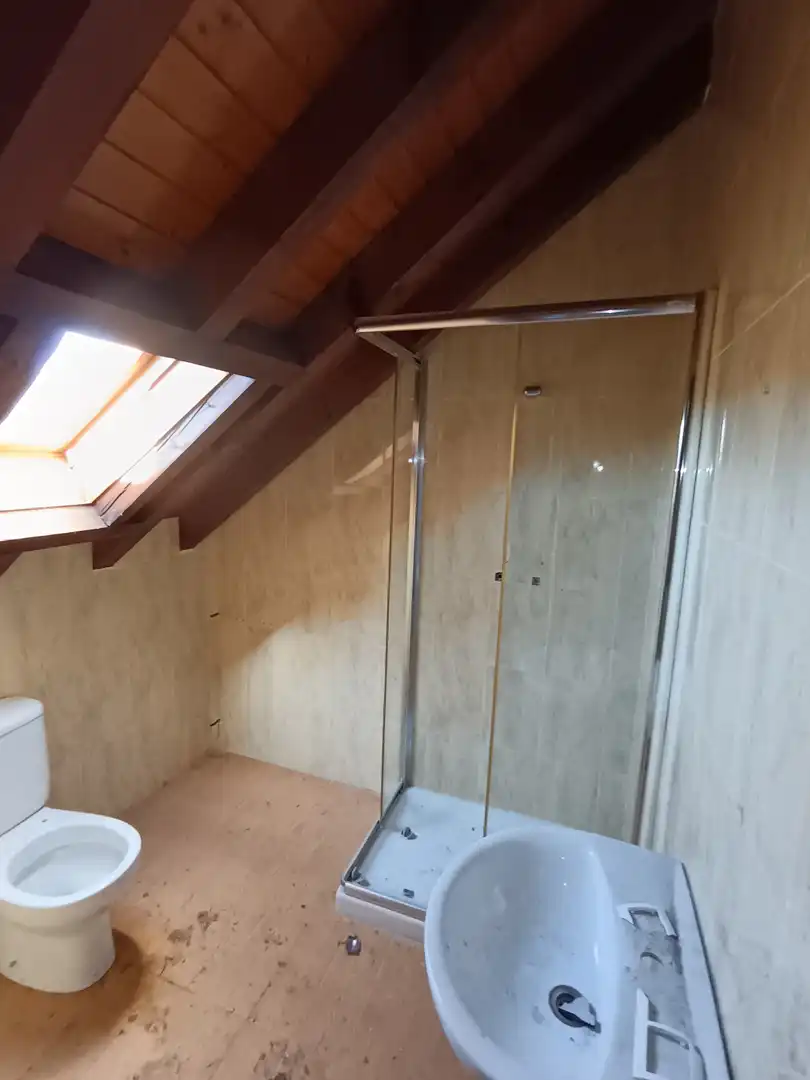 Bathroom of Buildings for sale in Molledo