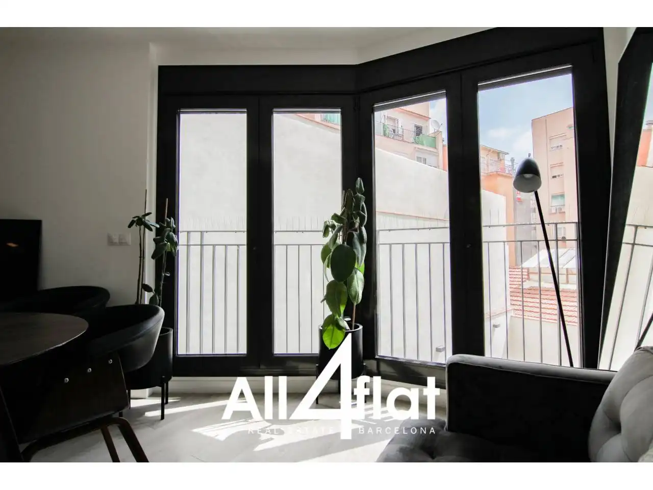 Balcony of Flat for rent in Barcelona  with Air Conditioner, Heating and Parquet flooring