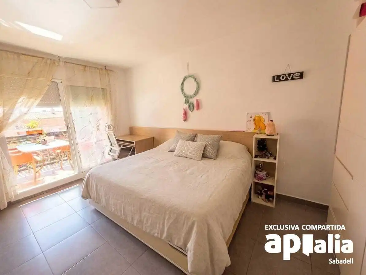 Bedroom of Flat for sale in Castellar del Vallès  with Heating and Balcony