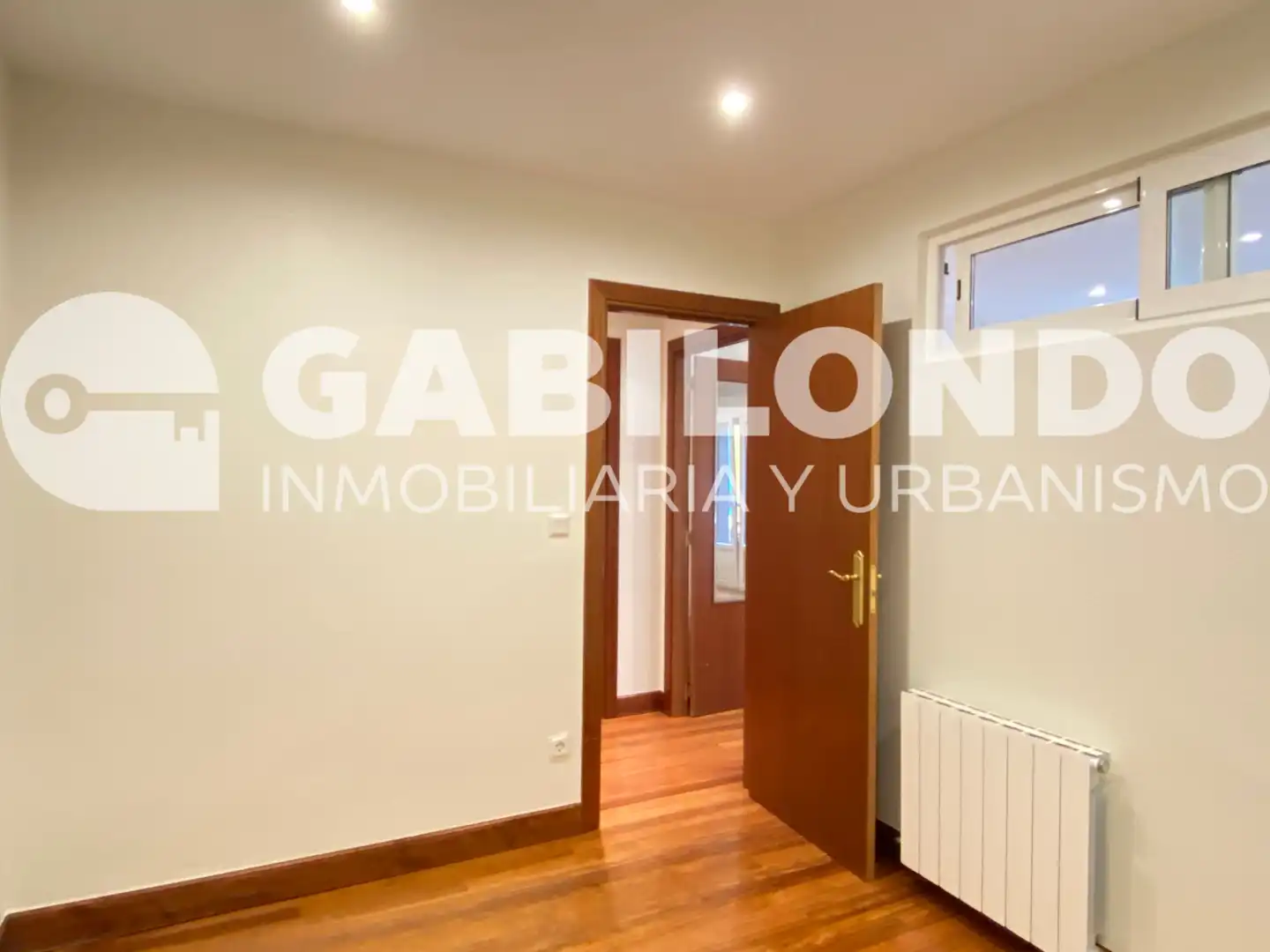 Piso en venta en Elgoibar con Calefacción, Parquet y Trastero