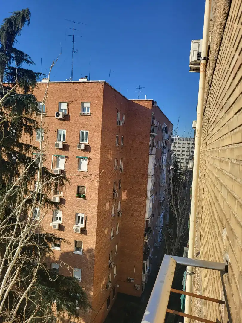 Vista exterior de Piso en venta en Madrid con Aire acondicionado, Calefacción y Parquet
