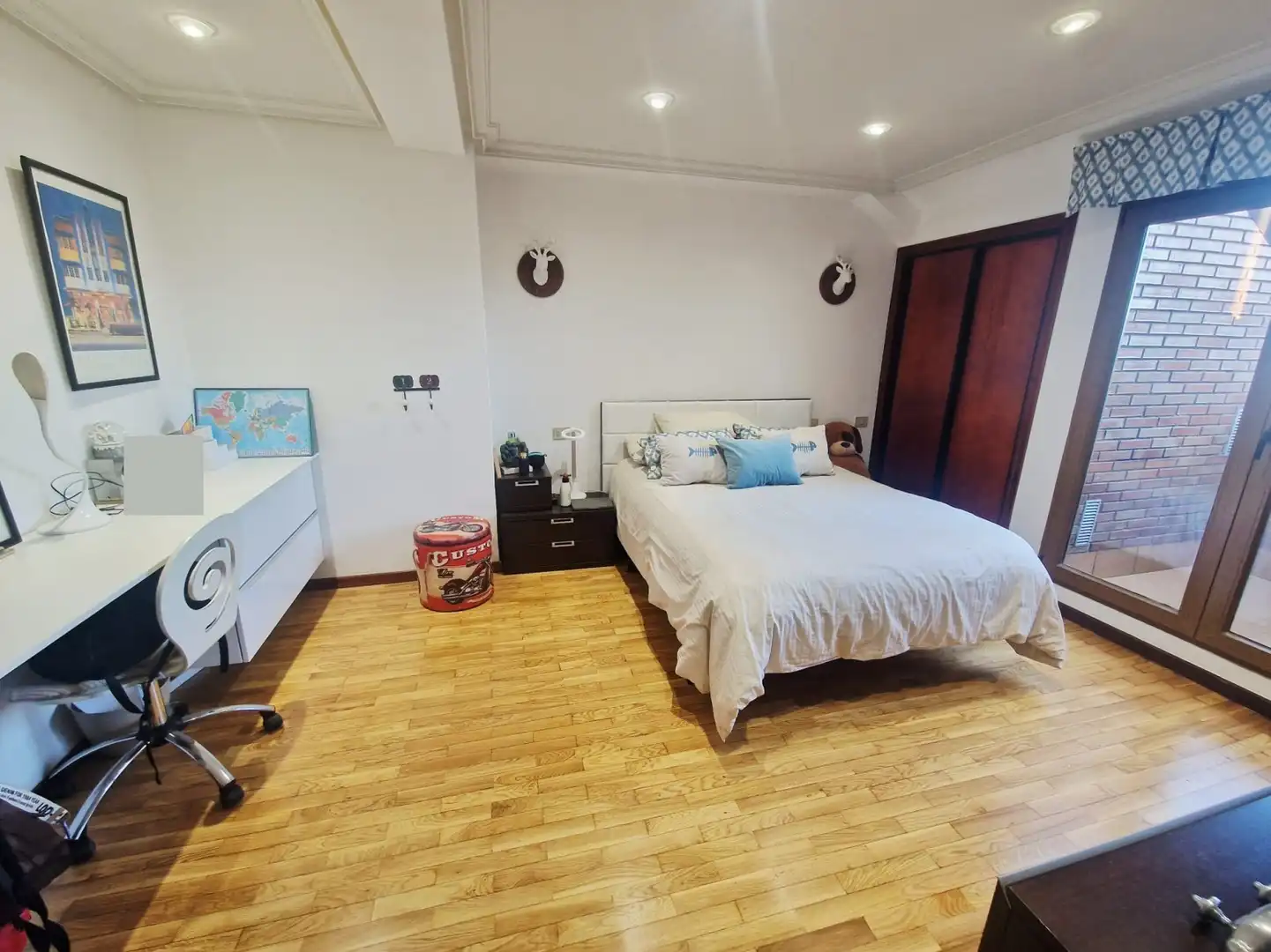 Dormitori de Pis en venda en Avilés amb Calefacció, Parquet i Terrassa