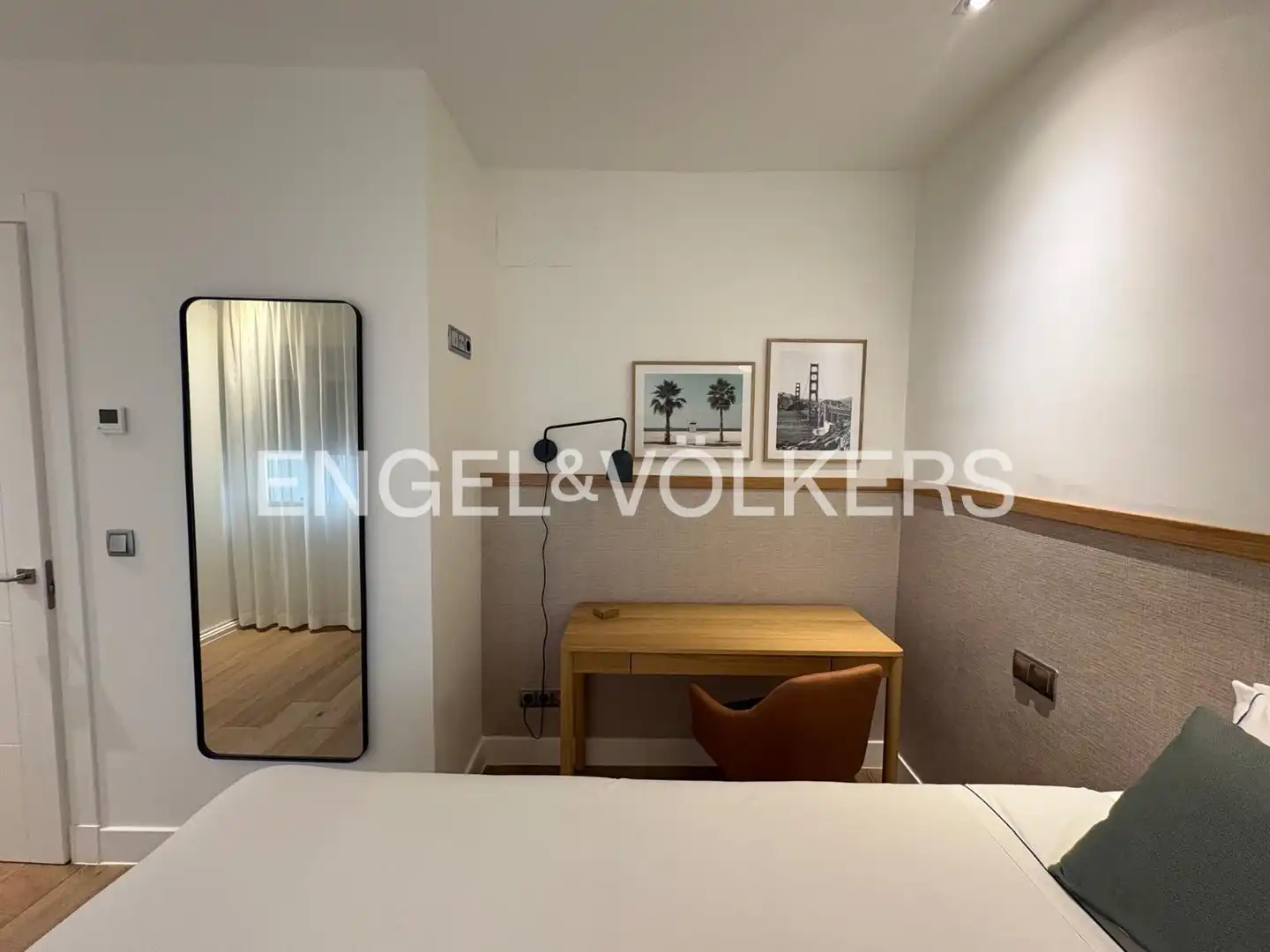 Schlafzimmer von Wohnung zur Miete in Madrid mit Klimaanlage und Heizung