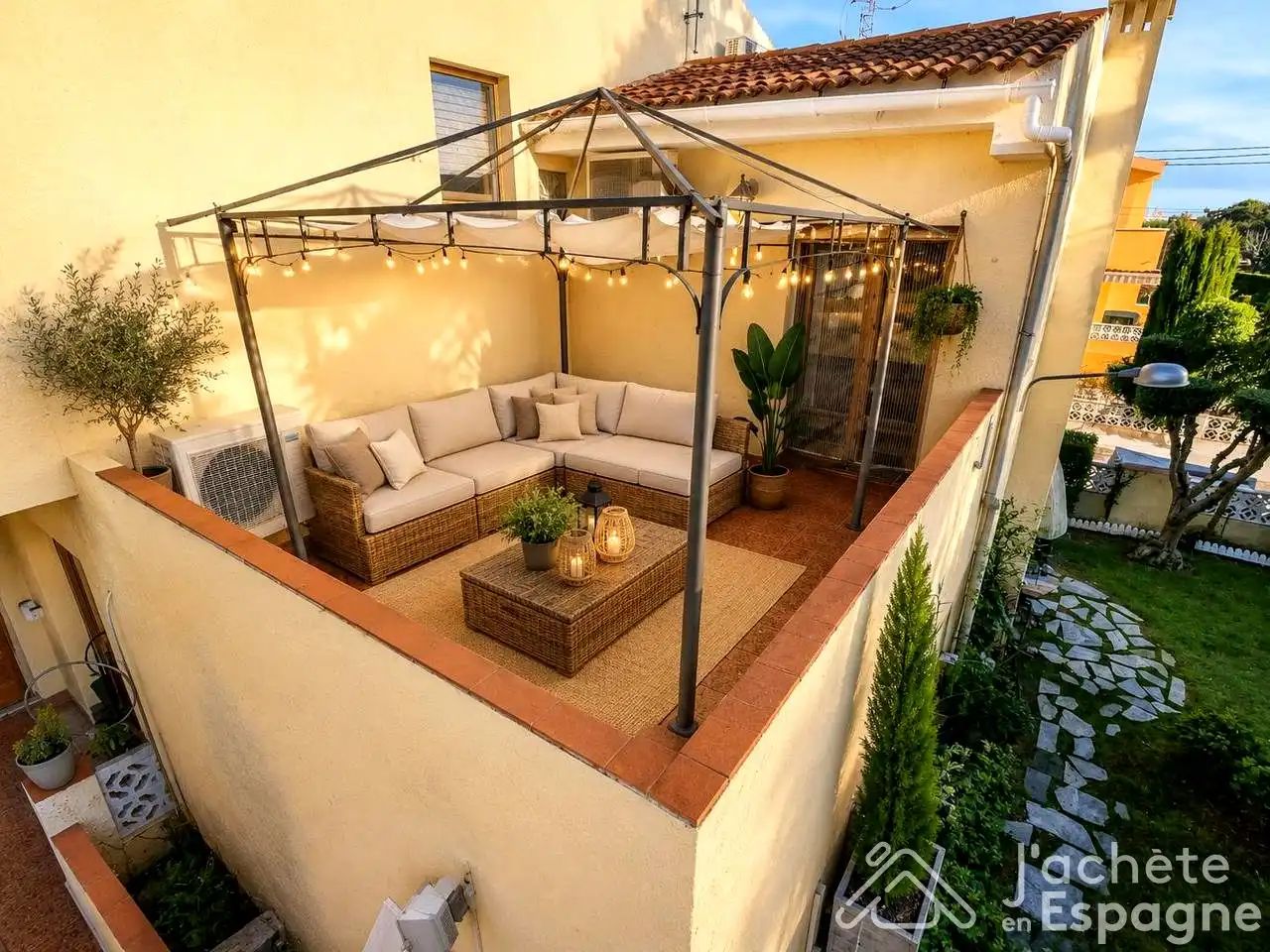 Terrassa de Casa o xalet en venda en Vinaròs amb Aire condicionat, Jardí privat i Terrassa