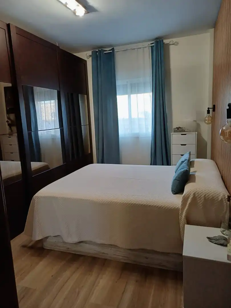 Bedroom of Flat for sale in Úbeda  with Air Conditioner, Heating and Oven