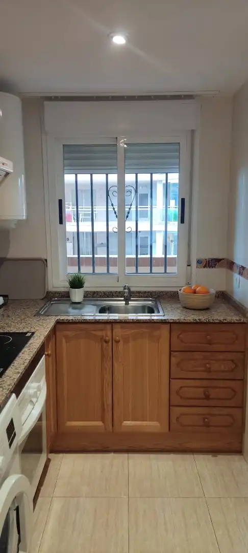 Cocina de Apartamento de alquiler en Oropesa del Mar / Orpesa con Aire acondicionado, Terraza y Amueblado