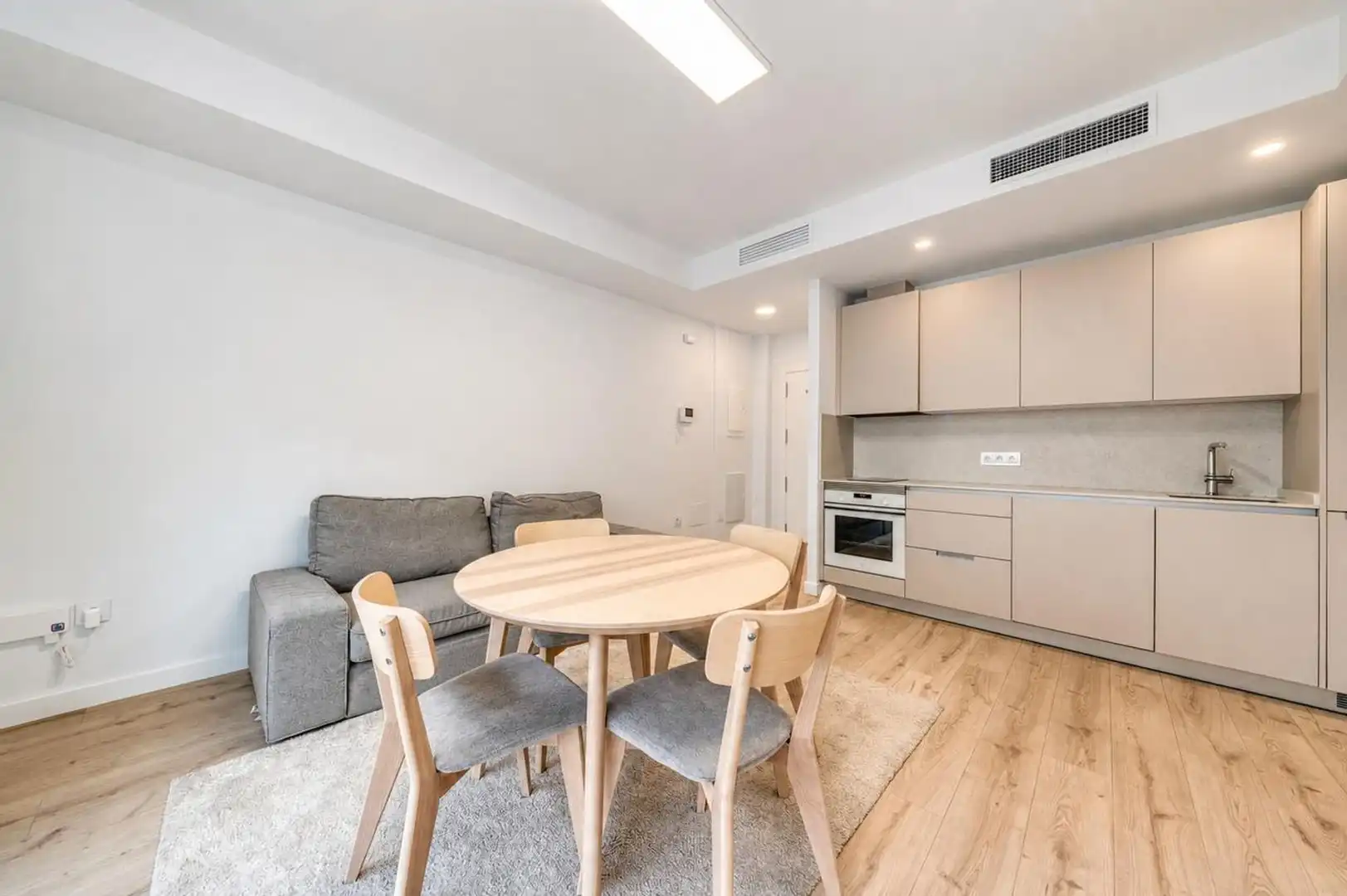 Apartament amb terrassa de lloguer a Puerto Deportivo, imagen 8