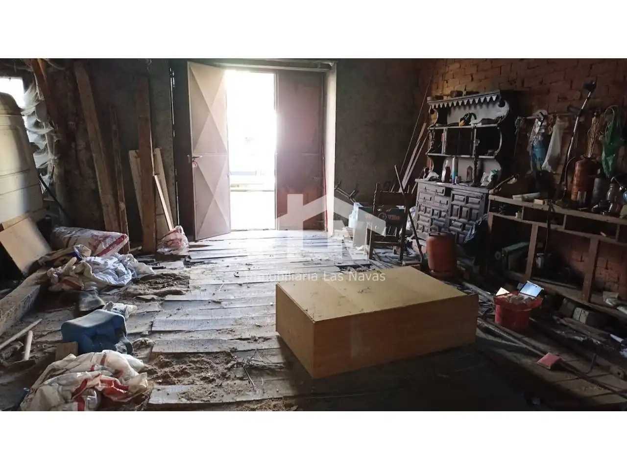 Garatge en venda en Las Navas del Marqués 