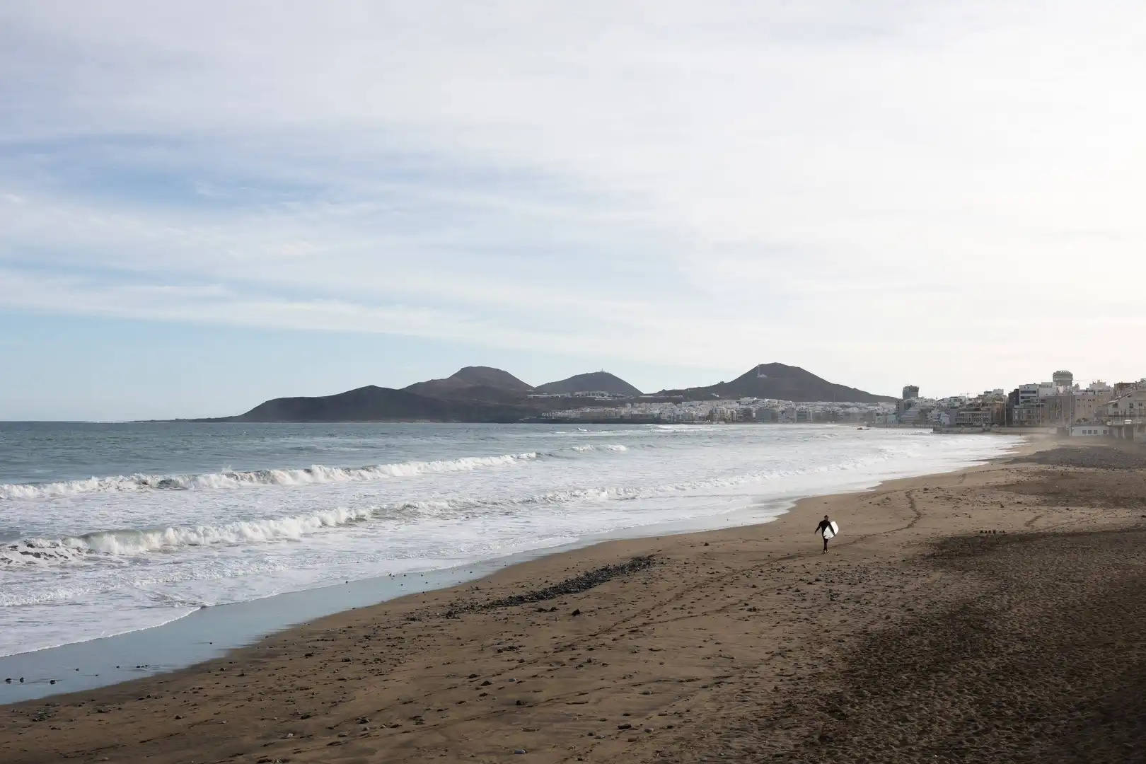 Vista exterior de Piso de alquiler en Las Palmas de Gran Canaria con Amueblado, Balcón y Alarma