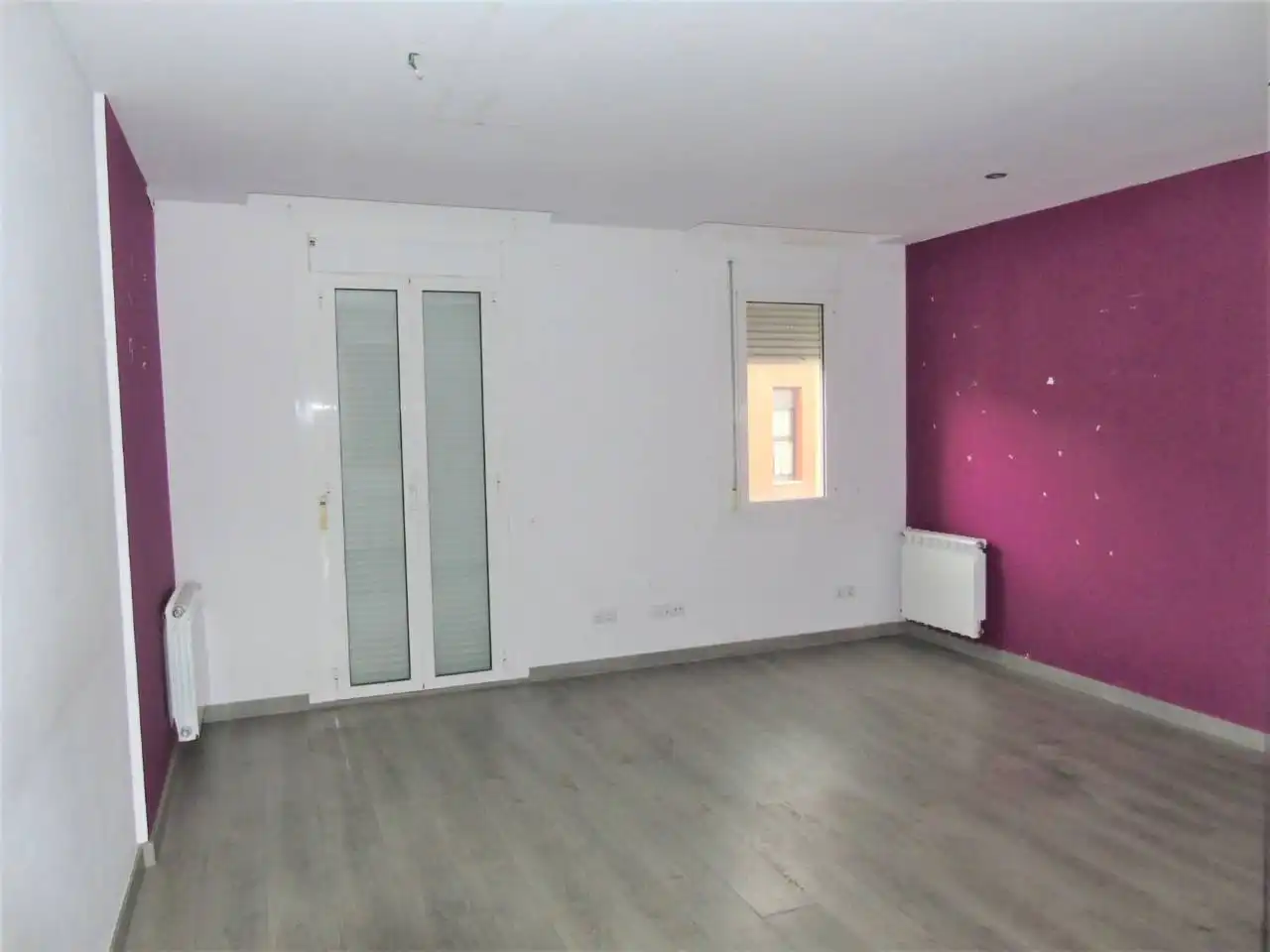 Living room of Duplexes for sale in Torelló  with Heating, Parquet flooring and Terrace