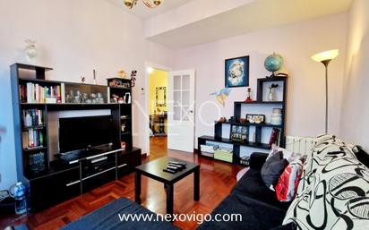 Living room of Flat for sale in Vigo 