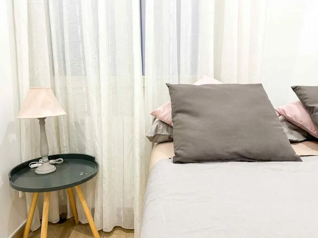 Habitación de Planta baja de alquiler en Madrid con Calefacción y Amueblado