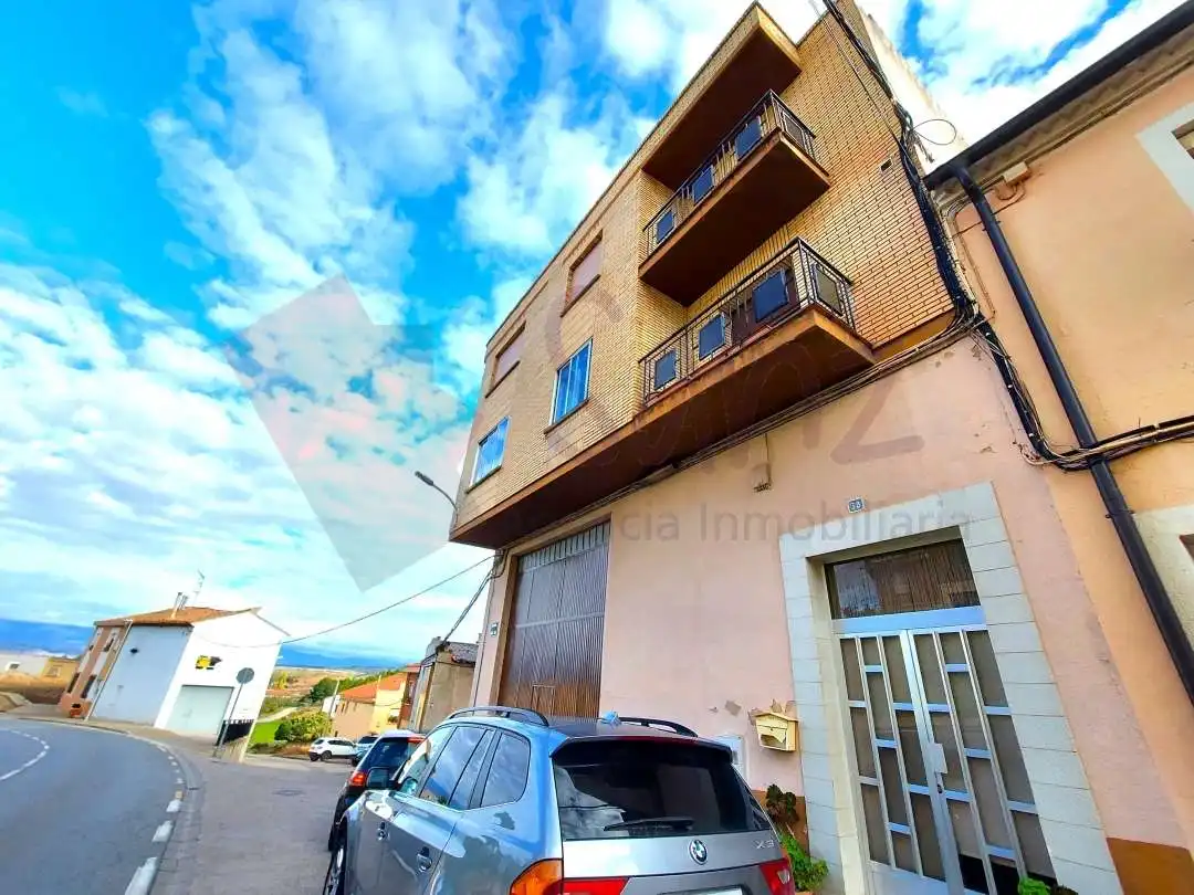 Casa con terraza en venta en Avenida Santa Ana, imagen 5