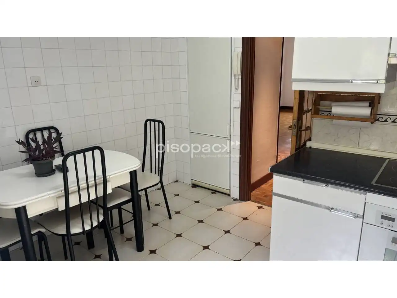 Kitchen of Flat for sale in  Pamplona / Iruña  with Heating, Parquet flooring and Alarm