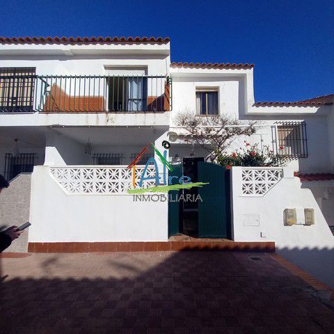 Casa adosada en venta en Torre Playa, Caño Guerrero