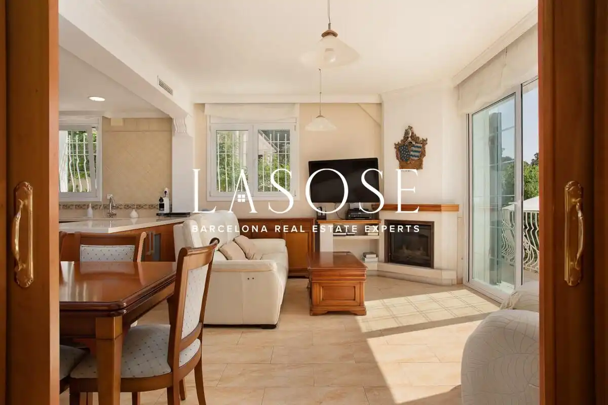 Living room of Houses for sale in Arenys de Munt  with Air Conditioner, Private garden and Terrace