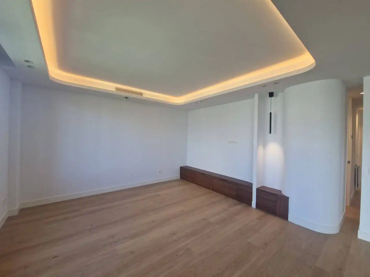 Wohnung zum Verkauf in Madrid mit Klimaanlage, Heizung und Terrasse