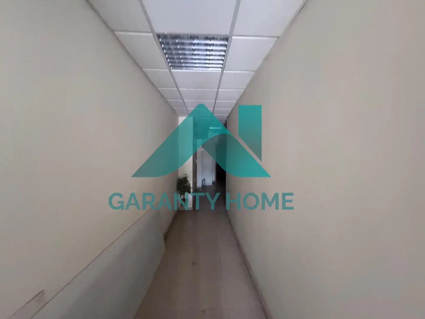 Office for rent in Cáceres  with Air Conditioner and Heating
