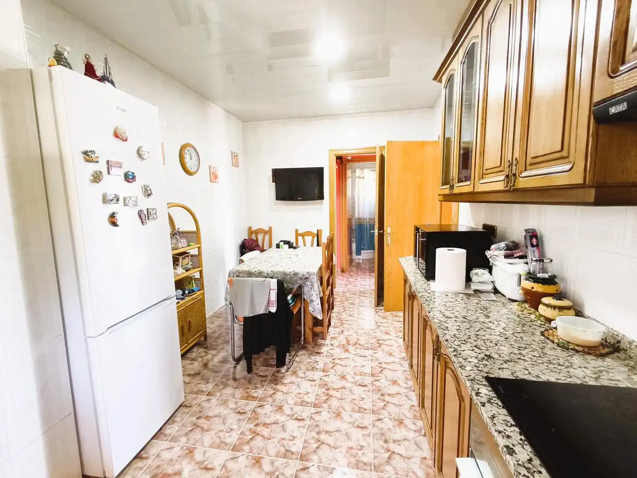 Küche von Haus oder Chalet zum Verkauf in Canyelles mit Heizung, Privatgarten und Terrasse