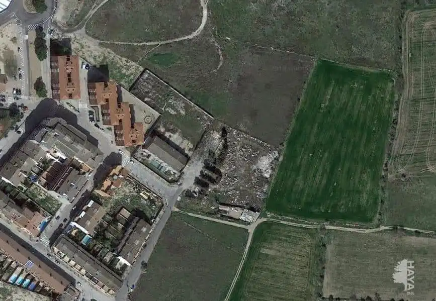 Lands and plots for sale in Carrer de la Germana Mercè Santacana, imagen 2