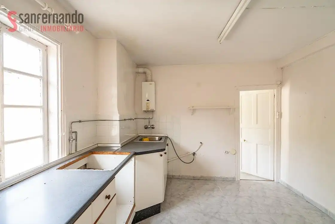 Cocina de Finca rústica en venta en Corvera de Toranzo con Jardín privado, Terraza y Trastero