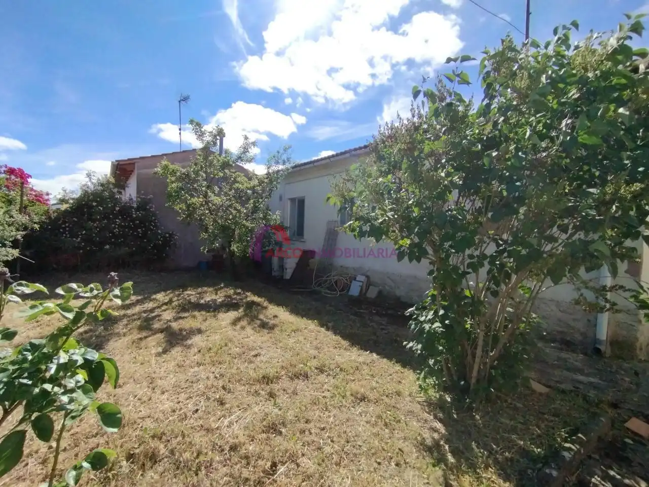 Jardín de Casa adosada en venta en Burgos con Calefacción