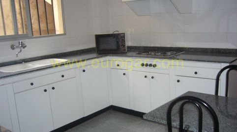 Casa de 570m2 en venta en Chiva 46370, image 4