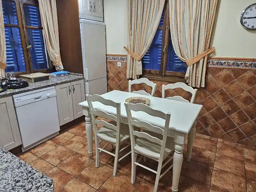Cuina de Pis en venda en Santo Tomé del Puerto amb Jardí privat i Traster