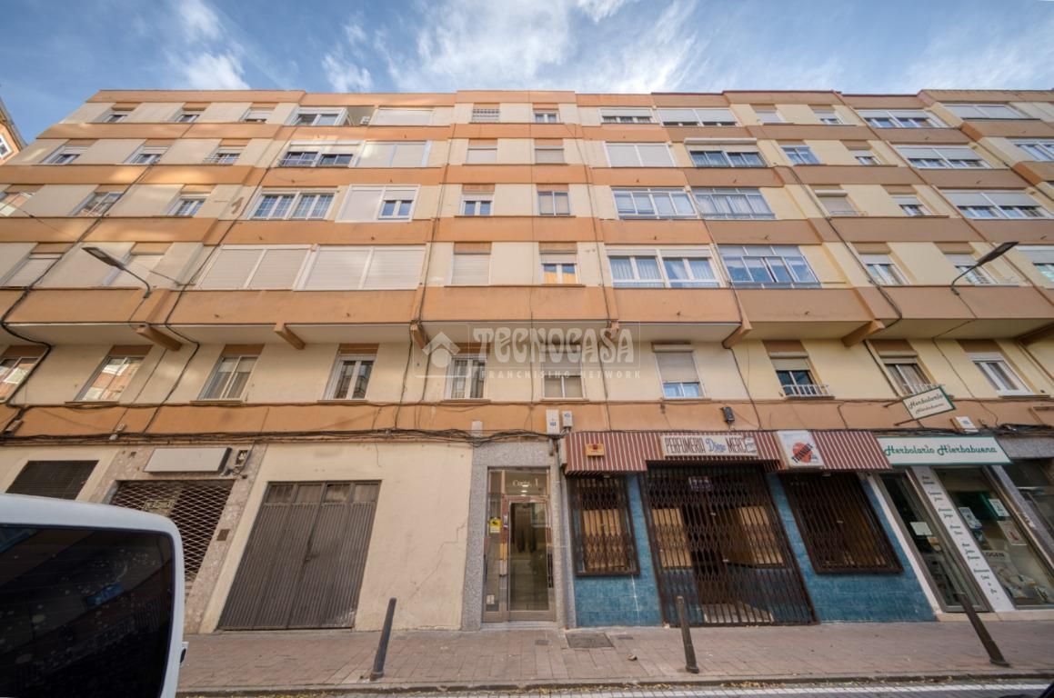 Vista exterior de Pis en venda en Valladolid Capital