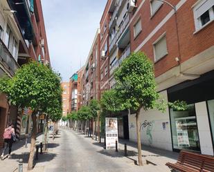 Vista exterior de Pis en venda en Alcorcón amb Calefacció, Parquet i Moblat