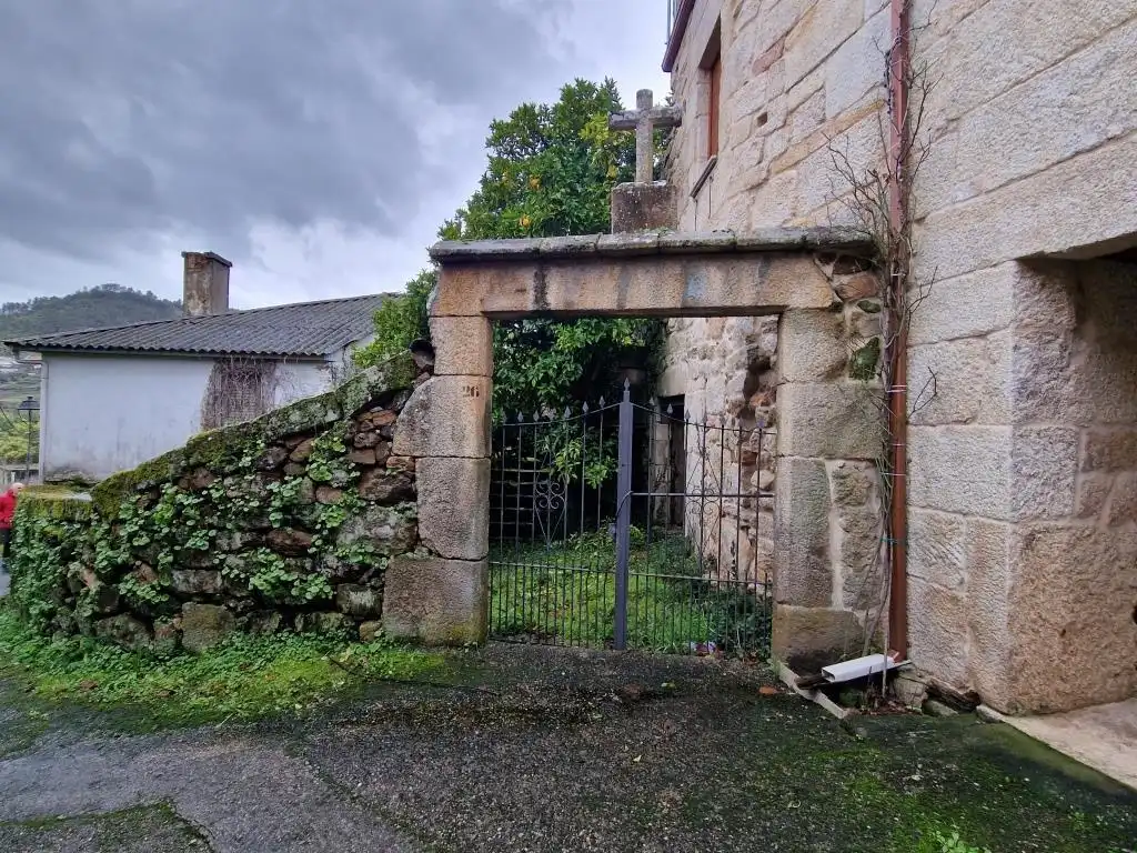 Finca rústica en venta en Ribadavia