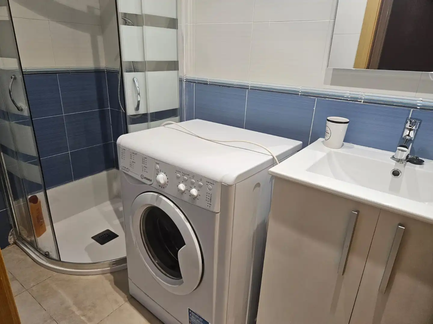Baño de Apartamento de alquiler en Cabanes con Aire acondicionado, Calefacción y Terraza