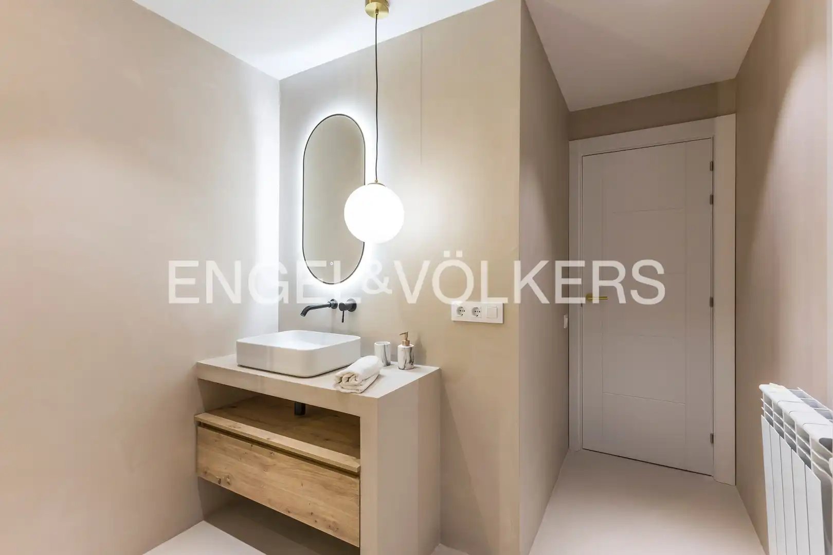 Baño de Piso en venta en Madrid con Aire acondicionado, Calefacción y Parquet