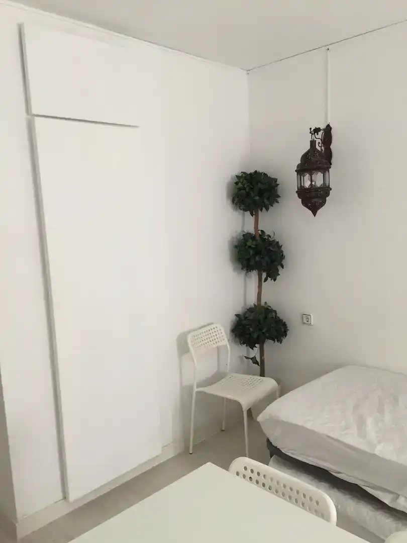 Bedroom of Study for rent in Vélez-Málaga  with Air Conditioner, Private garden and Parquet flooring