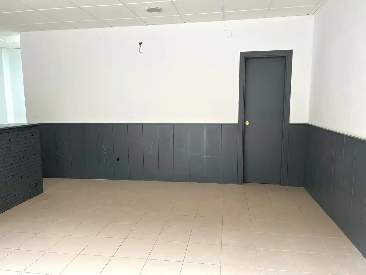 Local en venta en Igualada