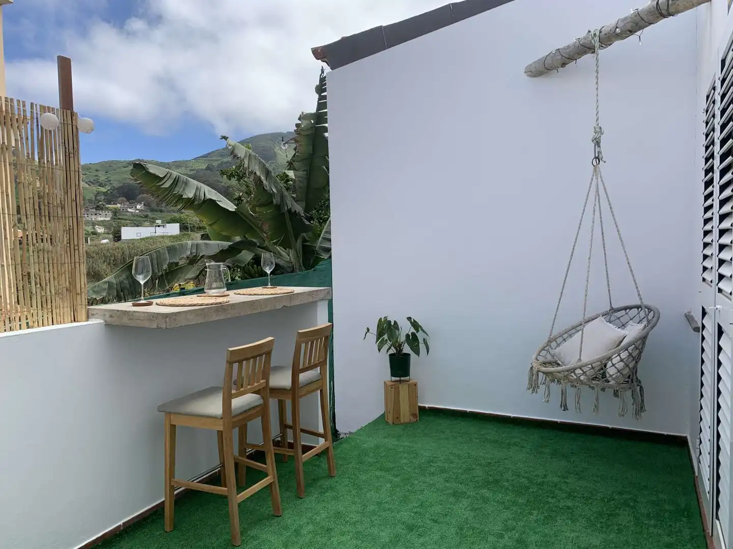 Terrace of Study for share in Firgas  with Air Conditioner, Terrace and Furnished